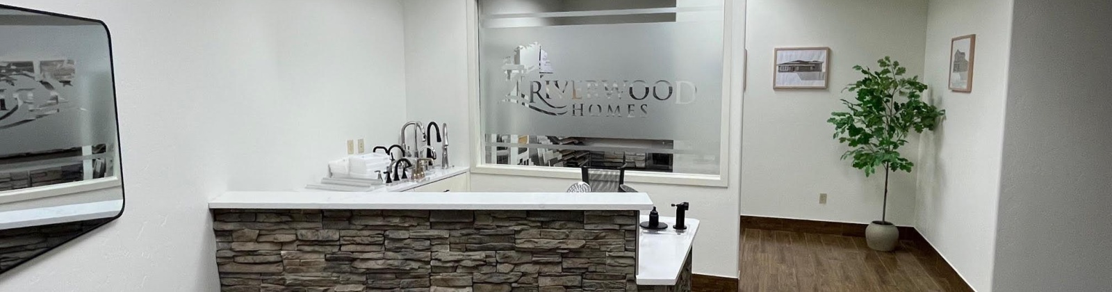 24th Suite 150, Kennewick, Washington, 0 , 0 ,75 BathroomsBathrooms,Commercial,For Sale,24th Suite 150,0,289496