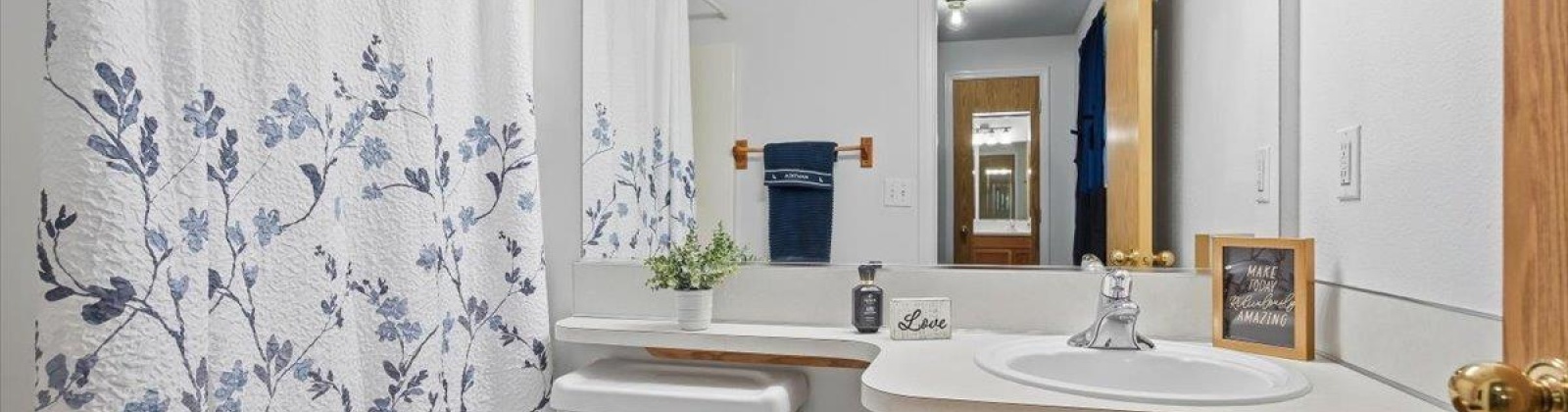 Fenway Dr, Pasco, Washington 99301, 4 Bedrooms Bedrooms, 0 ,3 BathroomsBathrooms,Houses,For Sale,Fenway Dr,0,289486