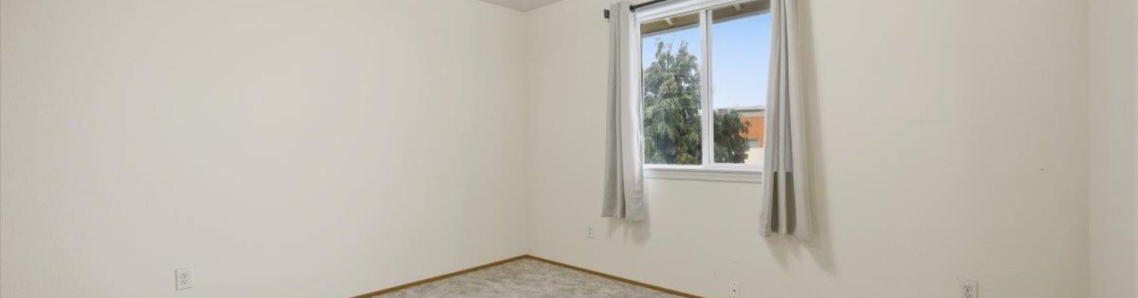 Fenway Dr, Pasco, Washington 99301, 4 Bedrooms Bedrooms, 0 ,3 BathroomsBathrooms,Houses,For Sale,Fenway Dr,0,289486