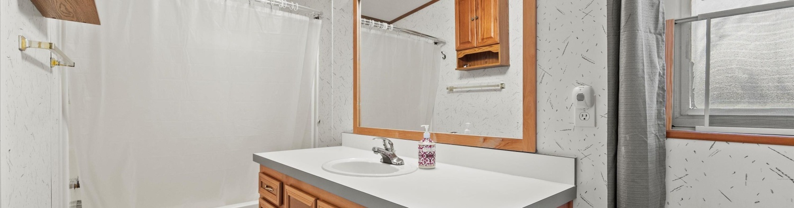 2nd Ave, Kennewick, Washington 99336, 2 Bedrooms Bedrooms, 0 ,2 BathroomsBathrooms,Manufactured Homes,For Sale,2nd Ave,0,289499