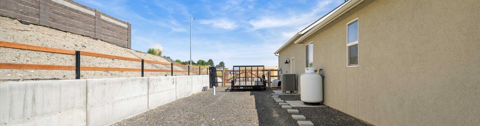 Orchard St, West Richland, Washington 99353, 3 Bedrooms Bedrooms, 0 ,3 BathroomsBathrooms,Houses,For Sale,Orchard St,0,286430