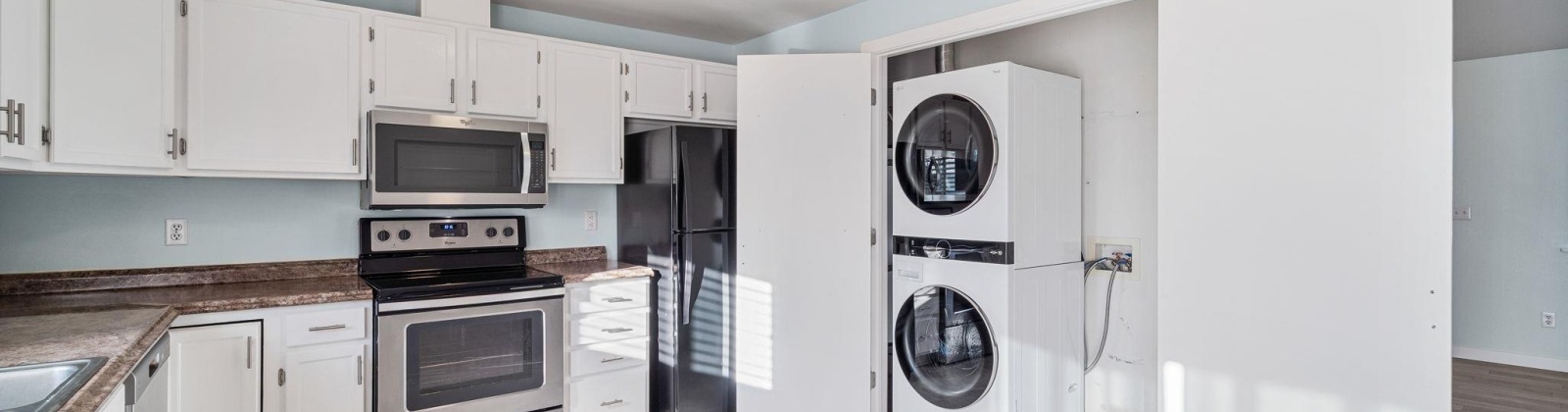 Forsythia St, West Richland, Washington 99353, 3 Bedrooms Bedrooms, 0 ,2 BathroomsBathrooms,Houses,For Sale,Forsythia St,0,289512