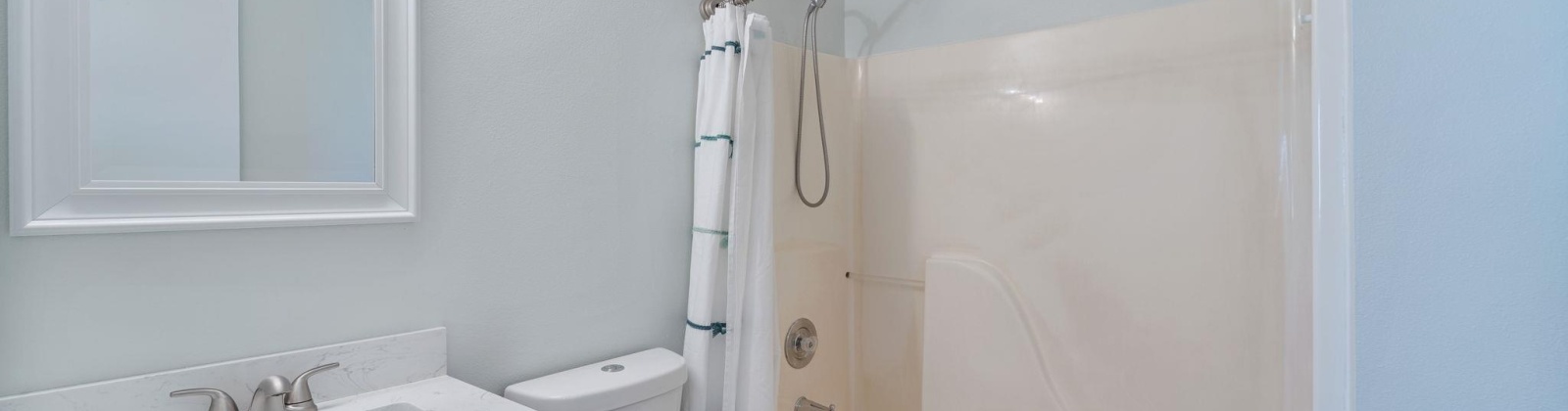 Forsythia St, West Richland, Washington 99353, 3 Bedrooms Bedrooms, 0 ,2 BathroomsBathrooms,Houses,For Sale,Forsythia St,0,289512