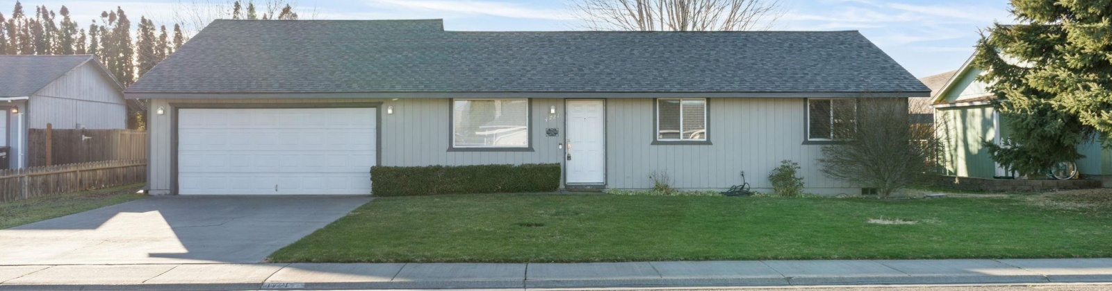 Forsythia St, West Richland, Washington 99353, 3 Bedrooms Bedrooms, 0 ,2 BathroomsBathrooms,Houses,For Sale,Forsythia St,0,289512