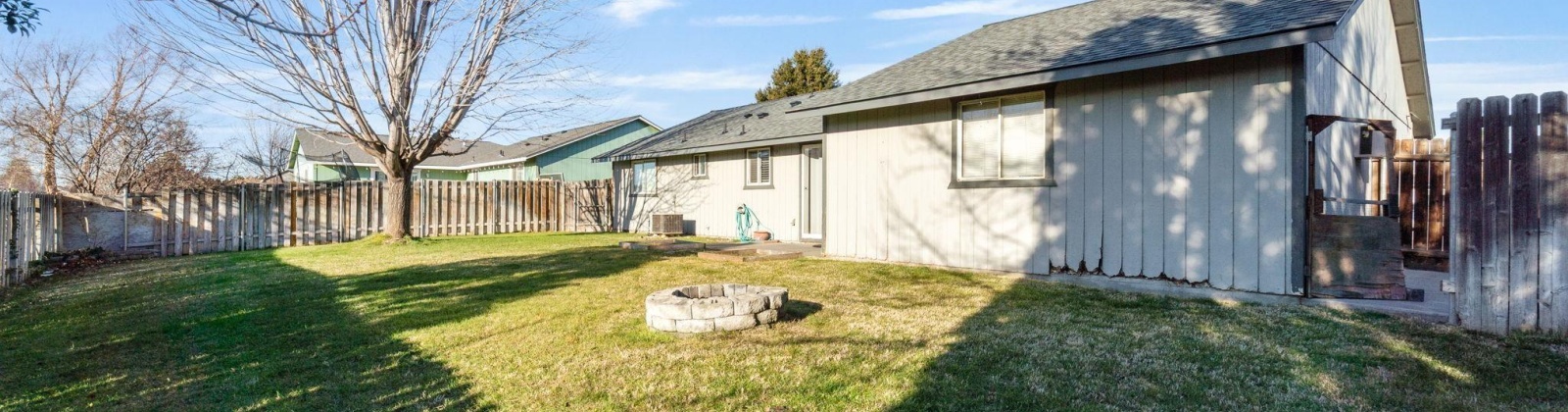 Forsythia St, West Richland, Washington 99353, 3 Bedrooms Bedrooms, 0 ,2 BathroomsBathrooms,Houses,For Sale,Forsythia St,0,289512