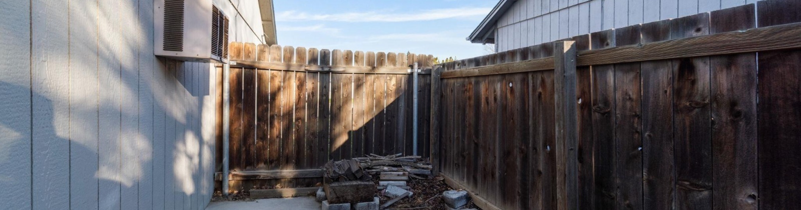 Forsythia St, West Richland, Washington 99353, 3 Bedrooms Bedrooms, 0 ,2 BathroomsBathrooms,Houses,For Sale,Forsythia St,0,289512