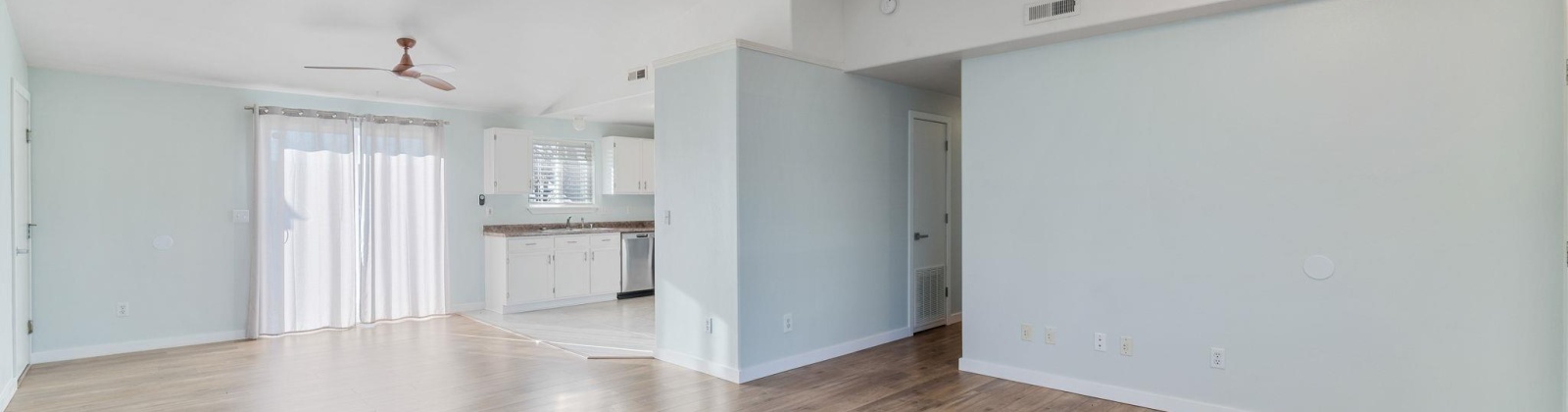 Forsythia St, West Richland, Washington 99353, 3 Bedrooms Bedrooms, 0 ,2 BathroomsBathrooms,Houses,For Sale,Forsythia St,0,289512