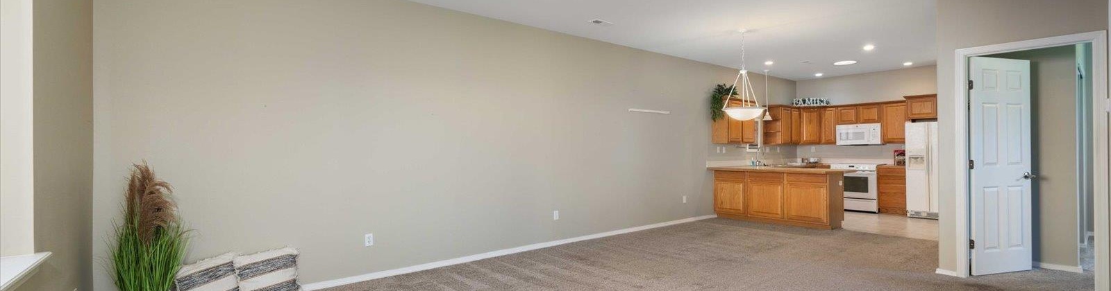 Mia Lane, Pasco, Washington 99301, 2 Bedrooms Bedrooms, 0 ,2 BathroomsBathrooms,Houses,For Sale,Mia Lane,0,289508