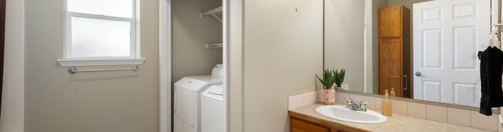 Mia Lane, Pasco, Washington 99301, 2 Bedrooms Bedrooms, 0 ,2 BathroomsBathrooms,Houses,For Sale,Mia Lane,0,289508