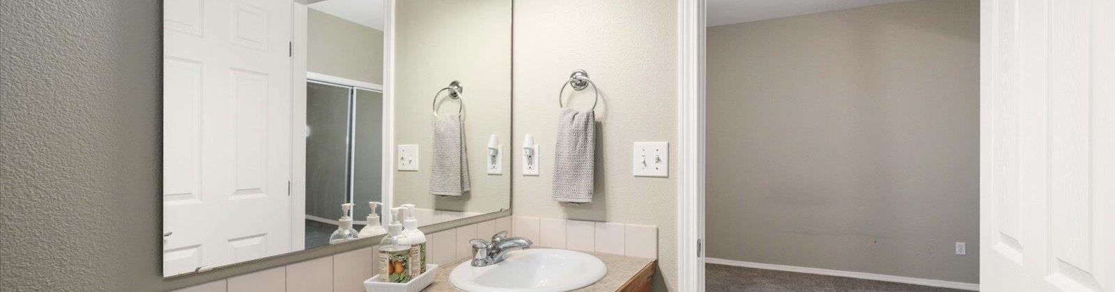 Mia Lane, Pasco, Washington 99301, 2 Bedrooms Bedrooms, 0 ,2 BathroomsBathrooms,Houses,For Sale,Mia Lane,0,289508