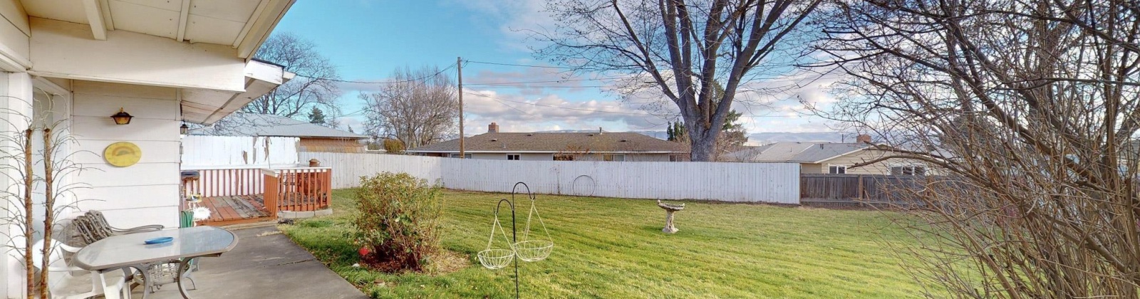 12th Street, College Place, Washington 99324, 3 Bedrooms Bedrooms, 0 ,3 BathroomsBathrooms,Houses,For Sale,12th Street,0,289518