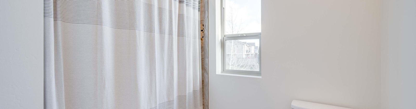 Golden Hills Drive, Pullman, Washington 99163, 6 Bedrooms Bedrooms, 0 ,5 BathroomsBathrooms,Houses,For Sale,Golden Hills Drive,0,289521