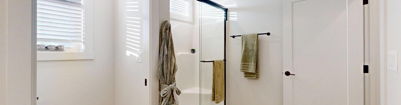 Hidden Lane, Prosser, Washington 99301, 18 Bedrooms Bedrooms, 0 ,6 BathroomsBathrooms,Special Use,For Sale,Hidden Lane,0,289530