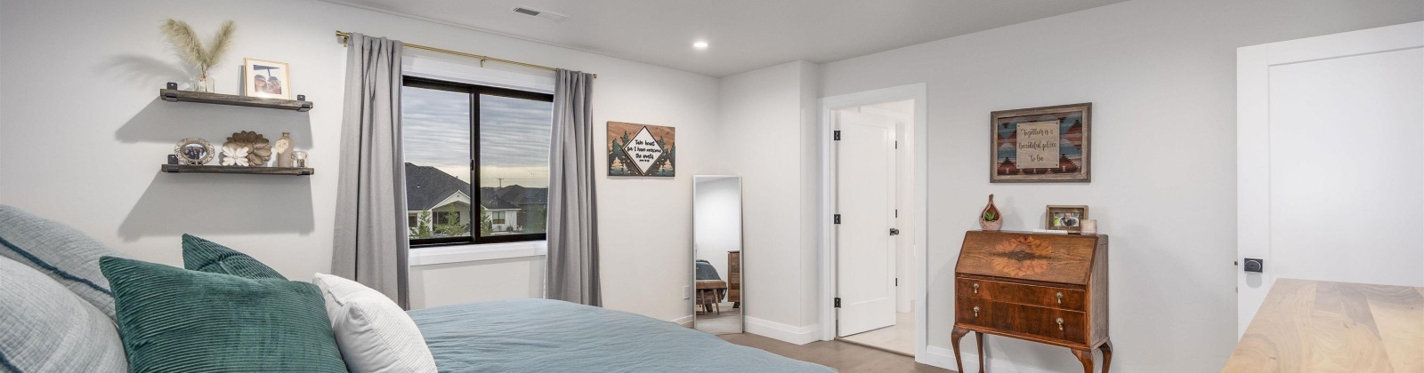 Lazy B Drive, Pasco, Washington 99301, 4 Bedrooms Bedrooms, 0 ,3 BathroomsBathrooms,Houses,For Sale,Lazy B Drive,0,289525