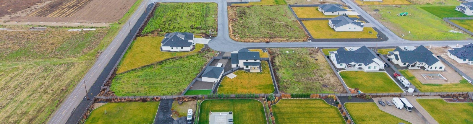 Lazy B Drive, Pasco, Washington 99301, 4 Bedrooms Bedrooms, 0 ,3 BathroomsBathrooms,Houses,For Sale,Lazy B Drive,0,289525