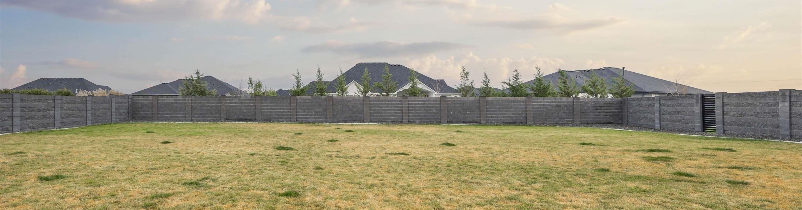 Lazy B Drive, Pasco, Washington 99301, 4 Bedrooms Bedrooms, 0 ,3 BathroomsBathrooms,Houses,For Sale,Lazy B Drive,0,289525