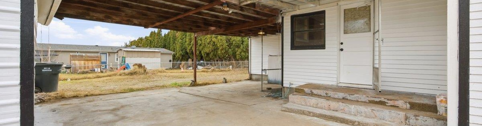 Rainier, Yakima, Washington 98930, 3 Bedrooms Bedrooms, 0 ,1 BathroomBathrooms,Houses,For Sale,Rainier,0,289534