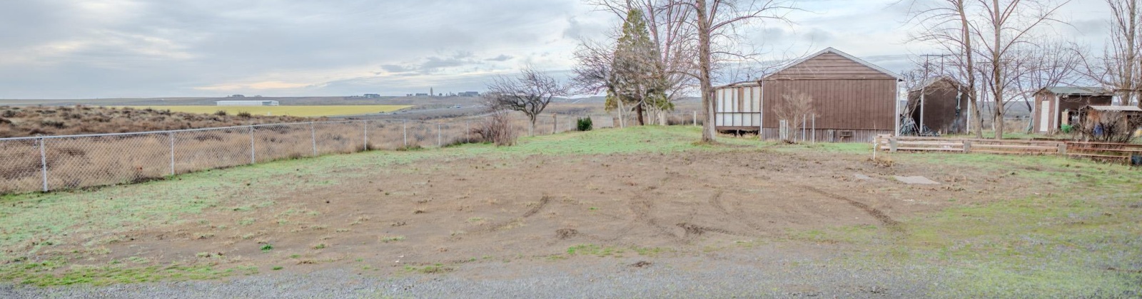 Frontage Rd, Moses Lake, Washington 98837-8653, 2 Bedrooms Bedrooms, 0 ,1 BathroomBathrooms,Houses,For Sale,Frontage Rd,0,289537