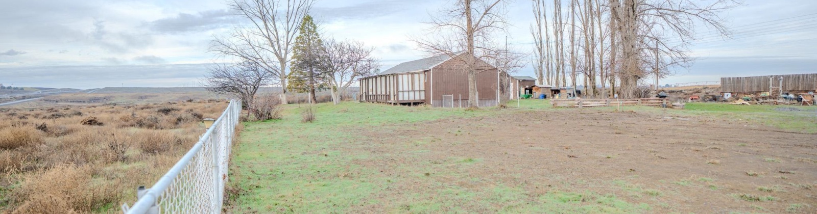 Frontage Rd, Moses Lake, Washington 98837-8653, 2 Bedrooms Bedrooms, 0 ,1 BathroomBathrooms,Houses,For Sale,Frontage Rd,0,289537