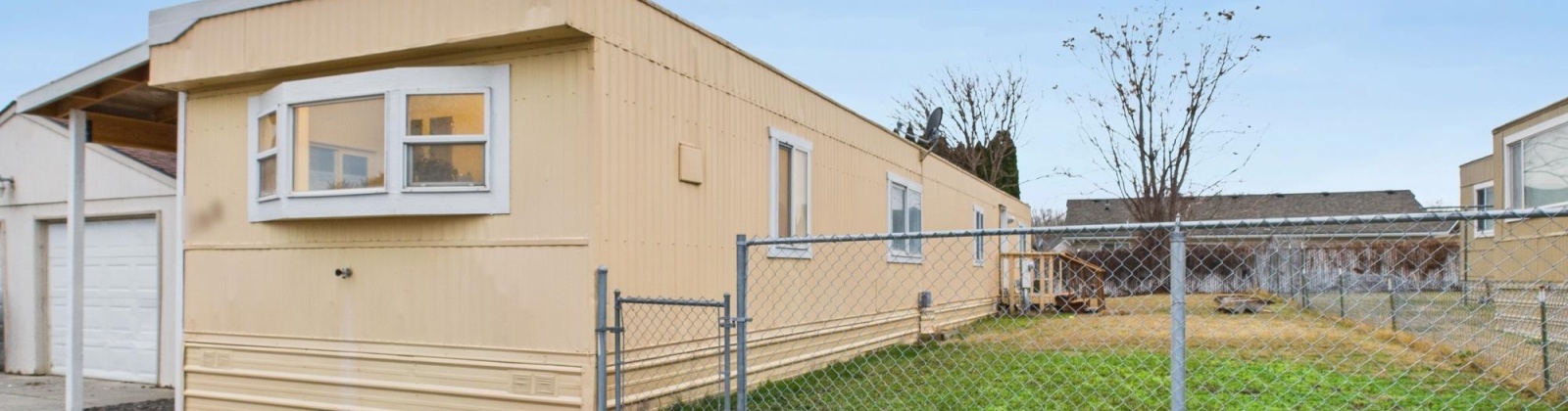 Steptoe St, Kennewick, Washington 99336, 2 Bedrooms Bedrooms, 0 ,1 BathroomBathrooms,Manufactured Homes,For Sale,Steptoe St,0,289539