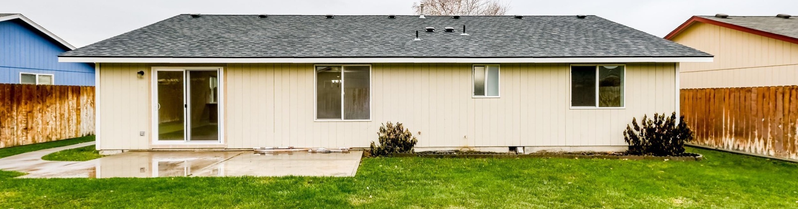 Camden, Pasco, Washington 99301, 4 Bedrooms Bedrooms, 0 ,3 BathroomsBathrooms,Houses,For Rent,Camden,0,289542