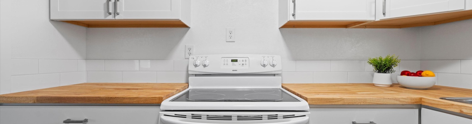 9th Ave, Pasco, Washington 99301-5103, 2 Bedrooms Bedrooms, 0 ,1 BathroomBathrooms,Houses,For Sale,9th Ave,0,289540