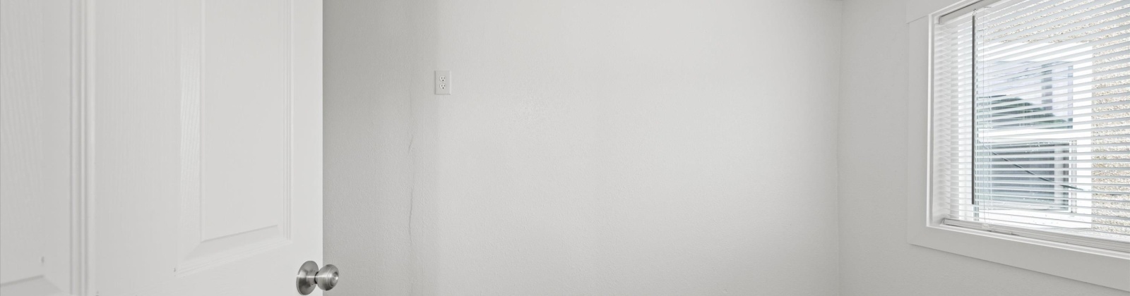 9th Ave, Pasco, Washington 99301-5103, 2 Bedrooms Bedrooms, 0 ,1 BathroomBathrooms,Houses,For Sale,9th Ave,0,289540