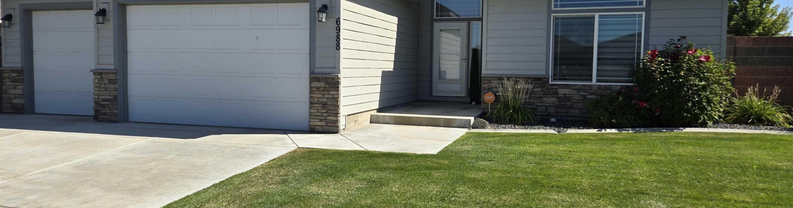 31st Avenue, Kennewick, Washington 99338, 4 Bedrooms Bedrooms, 0 ,2 BathroomsBathrooms,Houses,For Rent,31st Avenue,0,289561