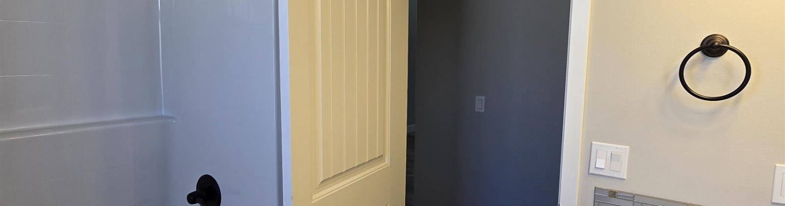 31st Avenue, Kennewick, Washington 99338, 4 Bedrooms Bedrooms, 0 ,2 BathroomsBathrooms,Houses,For Rent,31st Avenue,0,289561