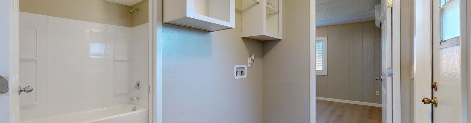 19th Avenue, #1, Kennewick, Washington 99337, 2 Bedrooms Bedrooms, 0 ,1 BathroomBathrooms,Manufactured Homes,For Sale,19th Avenue, #1,0,288136