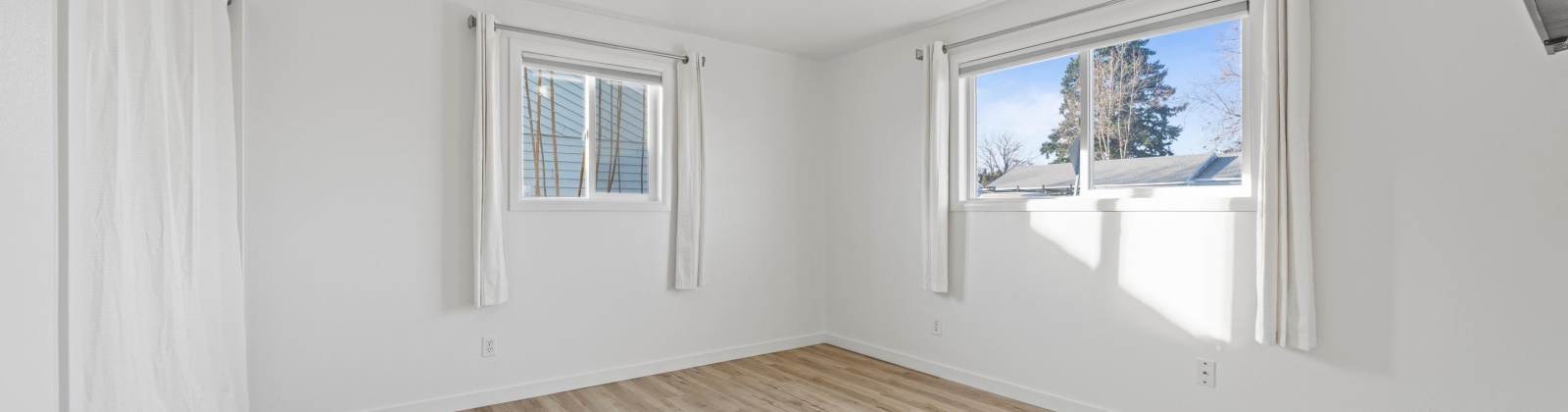 Green St, Kennewick, Washington 99336, 4 Bedrooms Bedrooms, 0 ,2 BathroomsBathrooms,Houses,For Sale,Green St,0,289570