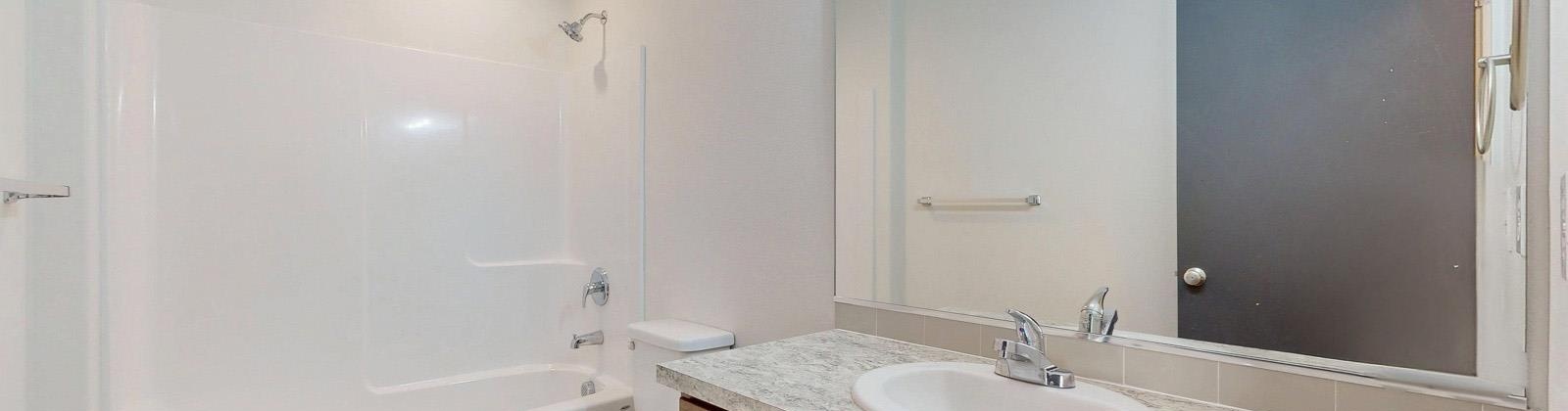 Ronan Street, Pasco, Washington 99301, 3 Bedrooms Bedrooms, 0 ,2 BathroomsBathrooms,Condos/townhomes,For Sale,Ronan Street,0,289569