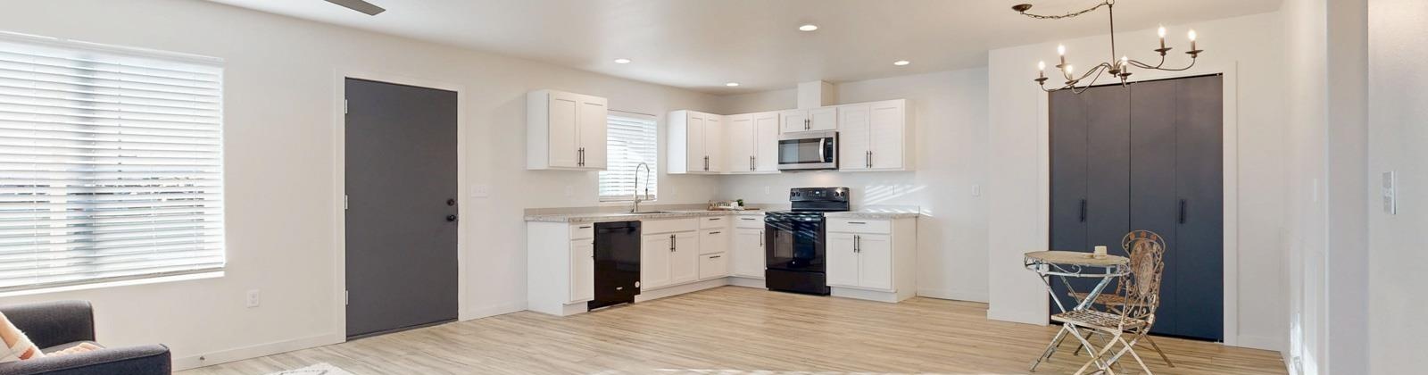 Ronan Street, Pasco, Washington 99301, 3 Bedrooms Bedrooms, 0 ,2 BathroomsBathrooms,Condos/townhomes,For Sale,Ronan Street,0,289569