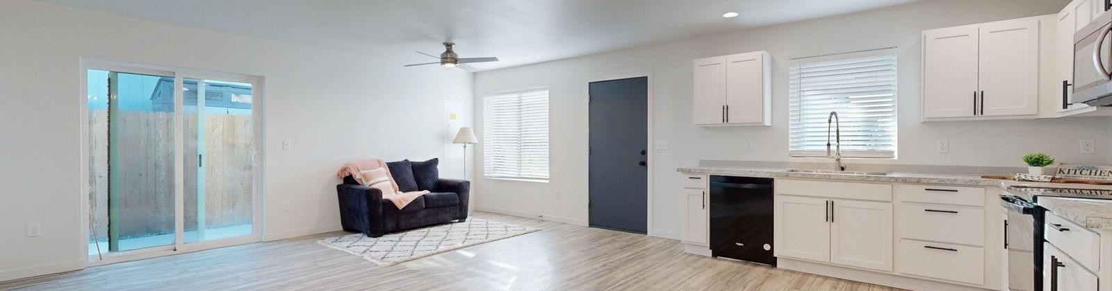 Ronan Street, Pasco, Washington 99301, 3 Bedrooms Bedrooms, 0 ,2 BathroomsBathrooms,Condos/townhomes,For Sale,Ronan Street,0,289569