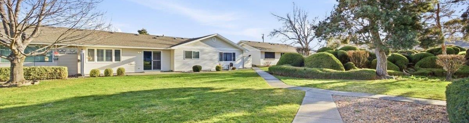 Kennewick Ave, Kennewick, Washington 99336, 2 Bedrooms Bedrooms, 0 ,1 BathroomBathrooms,Condos/townhomes,For Sale,Kennewick Ave,0,289574