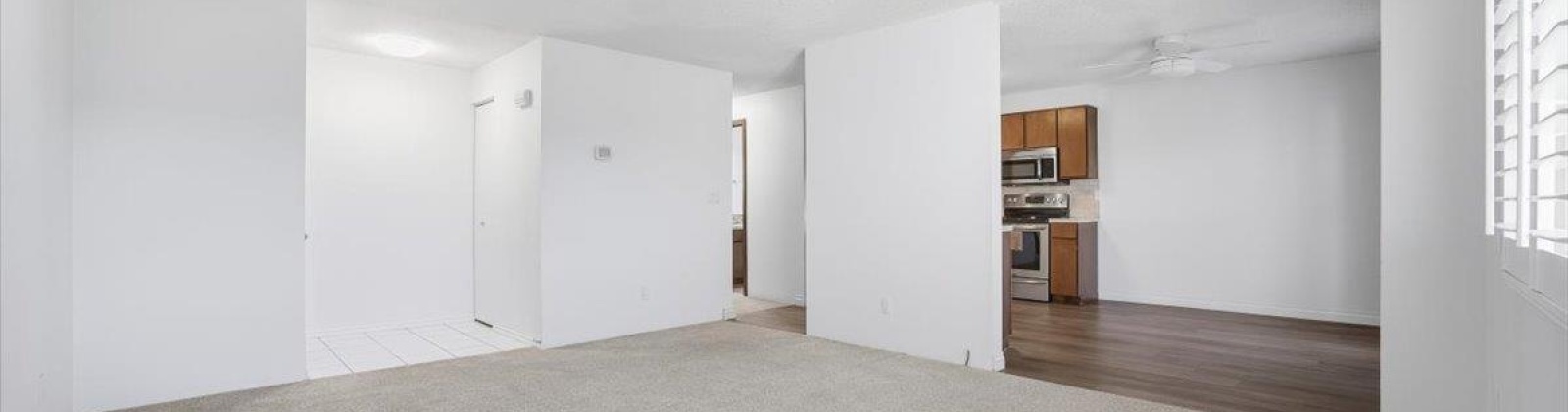 Kennewick Ave, Kennewick, Washington 99336, 2 Bedrooms Bedrooms, 0 ,1 BathroomBathrooms,Condos/townhomes,For Sale,Kennewick Ave,0,289574