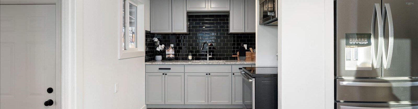 2nd Ave, Kennewick, Washington 99336, 4 Bedrooms Bedrooms, 0 ,1 BathroomBathrooms,Houses,For Sale,2nd Ave,0,289573