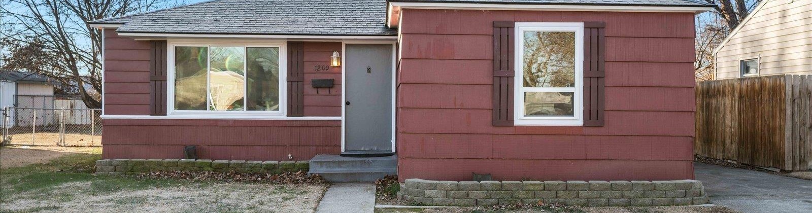 2nd Ave, Kennewick, Washington 99336, 4 Bedrooms Bedrooms, 0 ,1 BathroomBathrooms,Houses,For Sale,2nd Ave,0,289573