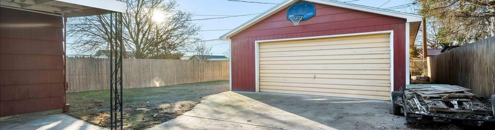 2nd Ave, Kennewick, Washington 99336, 4 Bedrooms Bedrooms, 0 ,1 BathroomBathrooms,Houses,For Sale,2nd Ave,0,289573