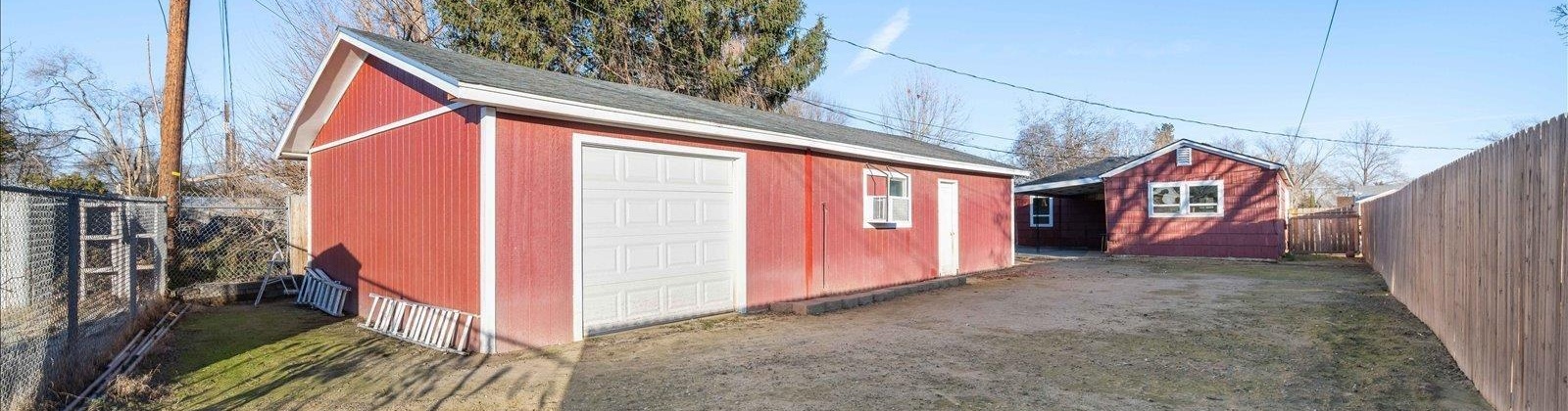 2nd Ave, Kennewick, Washington 99336, 4 Bedrooms Bedrooms, 0 ,1 BathroomBathrooms,Houses,For Sale,2nd Ave,0,289573