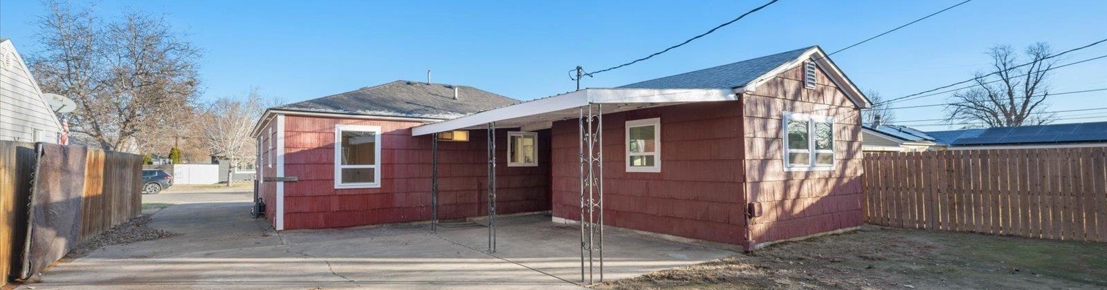 2nd Ave, Kennewick, Washington 99336, 4 Bedrooms Bedrooms, 0 ,1 BathroomBathrooms,Houses,For Sale,2nd Ave,0,289573