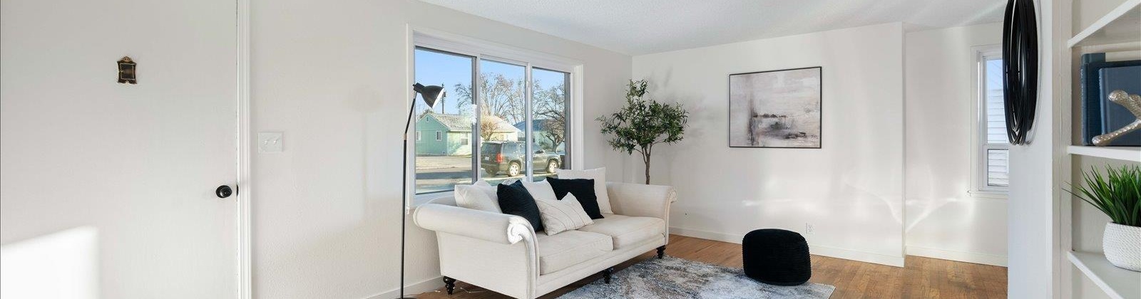 2nd Ave, Kennewick, Washington 99336, 4 Bedrooms Bedrooms, 0 ,1 BathroomBathrooms,Houses,For Sale,2nd Ave,0,289573