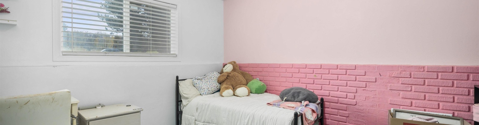 Hill Drive, Grandview, Washington 98930, 4 Bedrooms Bedrooms, 0 ,2 BathroomsBathrooms,Houses,For Sale,Hill Drive,0,288664