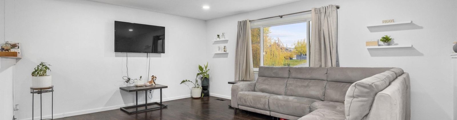 Hill Drive, Grandview, Washington 98930, 4 Bedrooms Bedrooms, 0 ,2 BathroomsBathrooms,Houses,For Sale,Hill Drive,0,288664