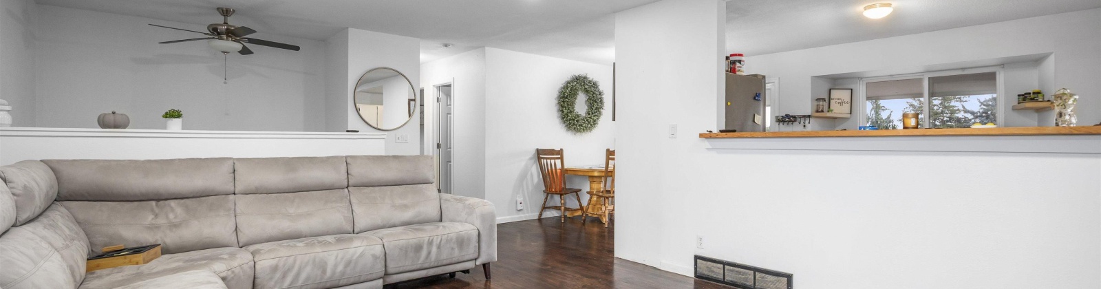 Hill Drive, Grandview, Washington 98930, 4 Bedrooms Bedrooms, 0 ,2 BathroomsBathrooms,Houses,For Sale,Hill Drive,0,288664