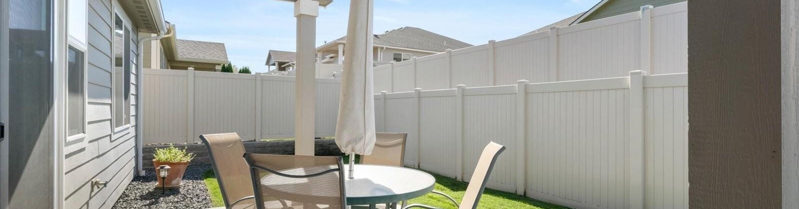 Taft Place, Kennewick, Washington 99337, 3 Bedrooms Bedrooms, 0 ,2 BathroomsBathrooms,Houses,For Sale,Taft Place,0,288163