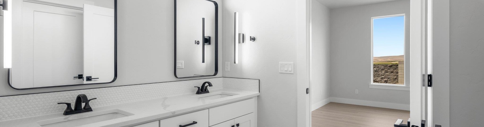 Waterhill Ave., Richland, Washington 99352, 4 Bedrooms Bedrooms, 0 ,3 BathroomsBathrooms,Houses,For Sale,Waterhill Ave.,0,282809