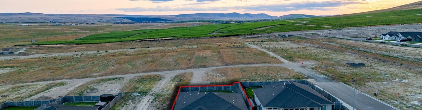 Waterhill Ave., Richland, Washington 99352, 4 Bedrooms Bedrooms, 0 ,3 BathroomsBathrooms,Houses,For Sale,Waterhill Ave.,0,282809