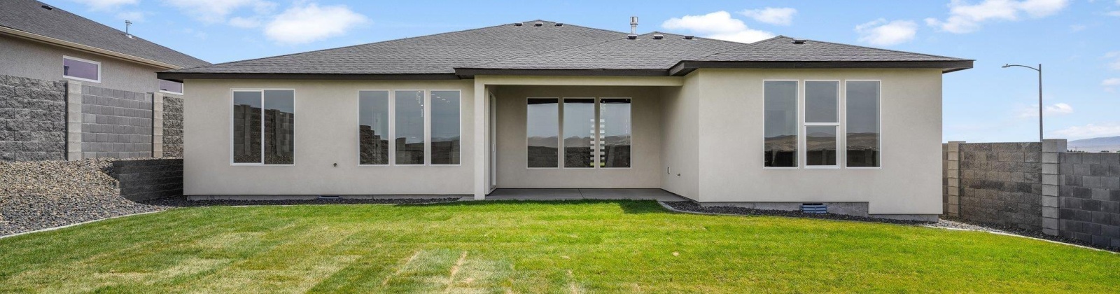 Waterhill Ave., Richland, Washington 99352, 4 Bedrooms Bedrooms, 0 ,3 BathroomsBathrooms,Houses,For Sale,Waterhill Ave.,0,282809