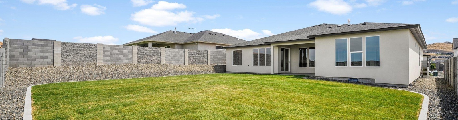 Waterhill Ave., Richland, Washington 99352, 4 Bedrooms Bedrooms, 0 ,3 BathroomsBathrooms,Houses,For Sale,Waterhill Ave.,0,282809